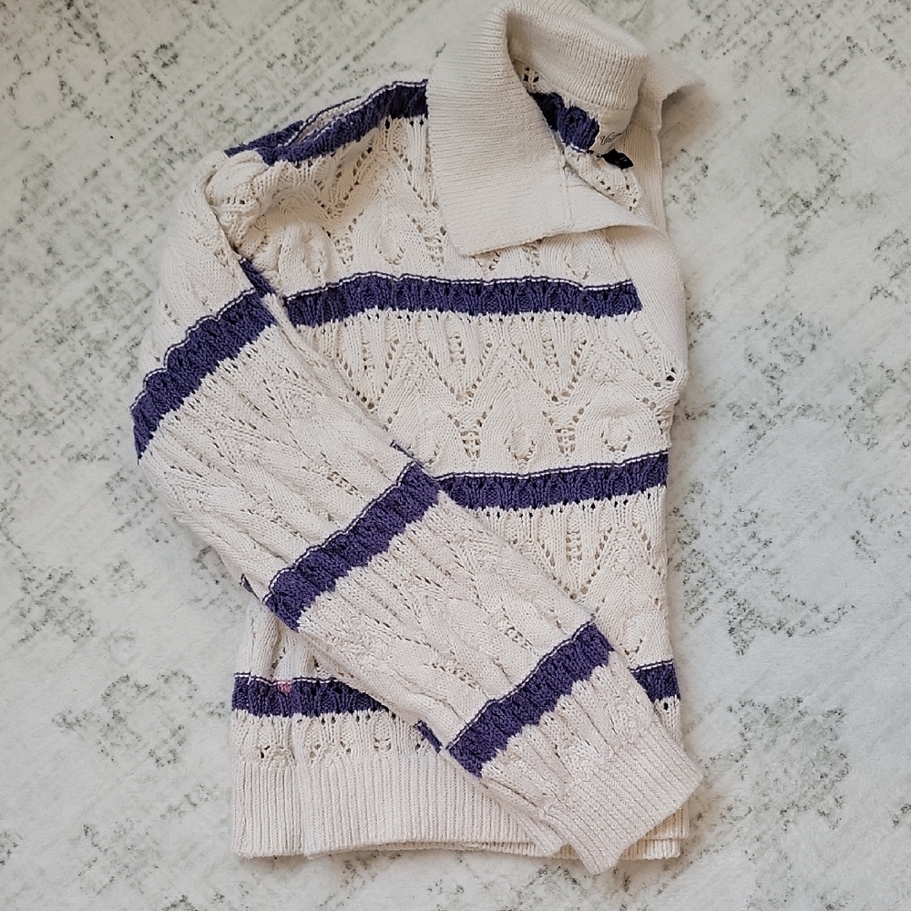 Universal Thread Cream and Purple V-Neck Sweater - Picture 9 of 9